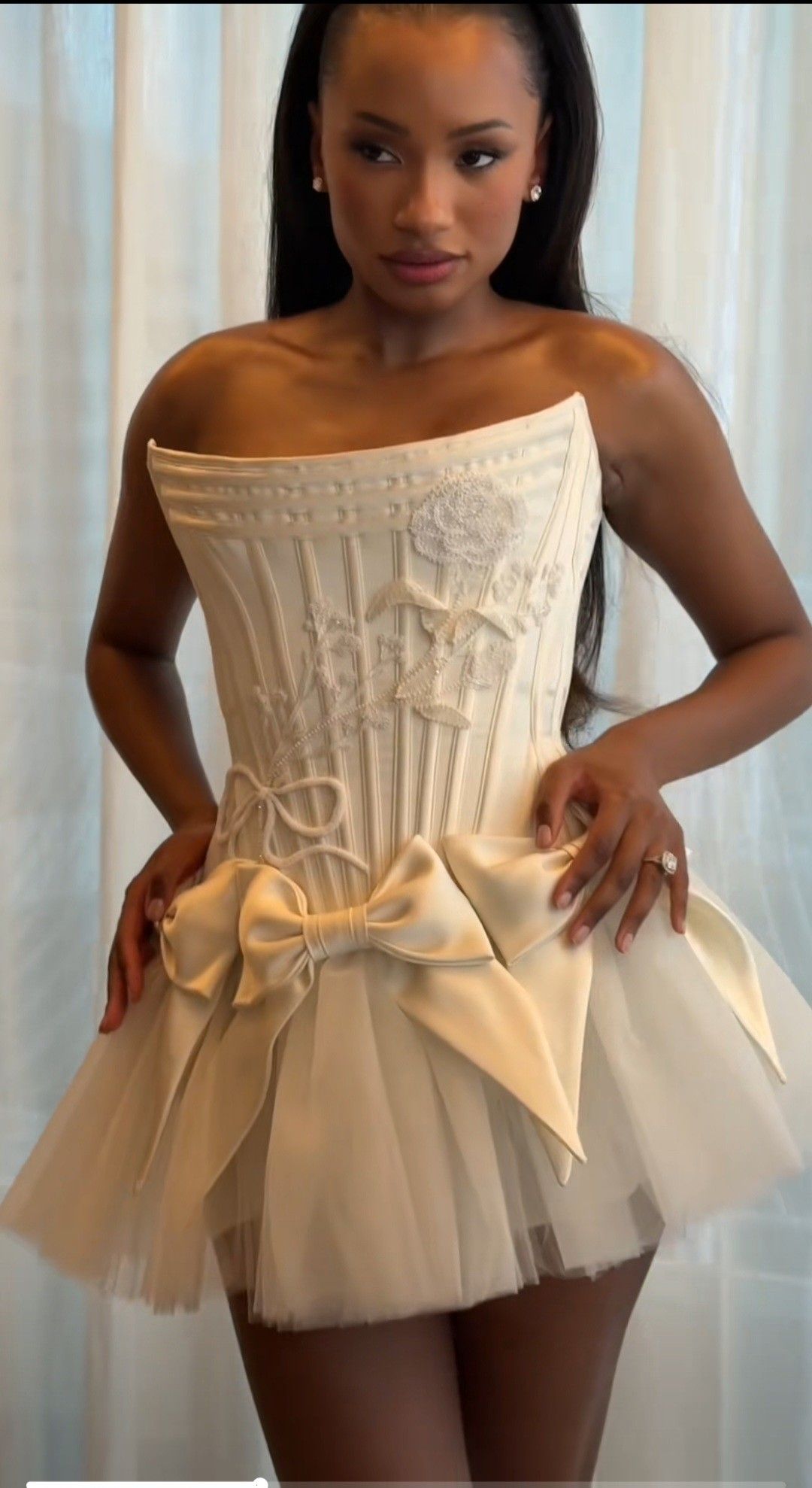 Sexy Ball Gown Strapless Satin Ivory With Bow Matric Mini Graduation Hoco Dresses Short Senior Homecoming Outfits RB3652