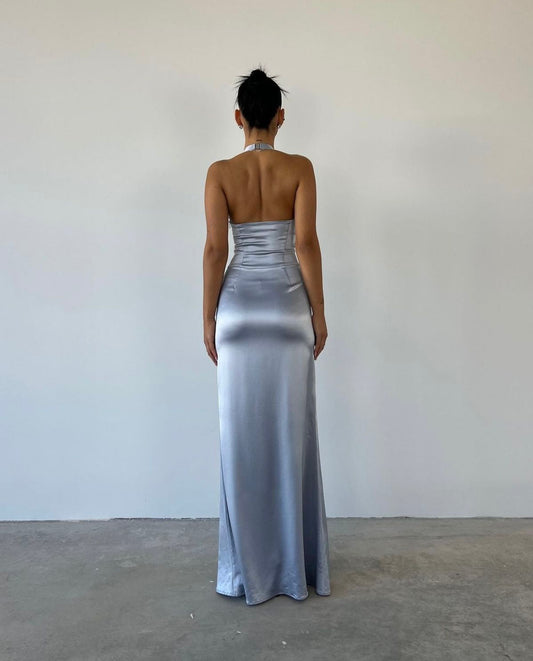 Elegantes, himmelblaues, langes Meerjungfrauen-Abendkleid aus Satin mit Neckholder, perfekt für Sommer, Strand, Ball oder Frühlingshochzeit (Modell N1394).