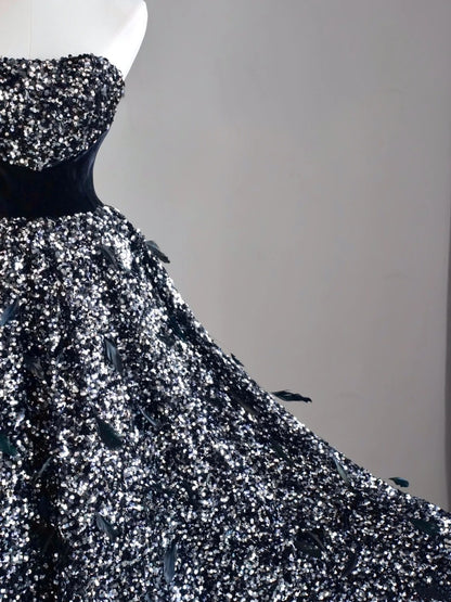 Robe de bal bustier noire sans manches ornée de plumes, robe longue pour femme, robe de quinceañera pour les 16 ans, robe de quinceañera N1174