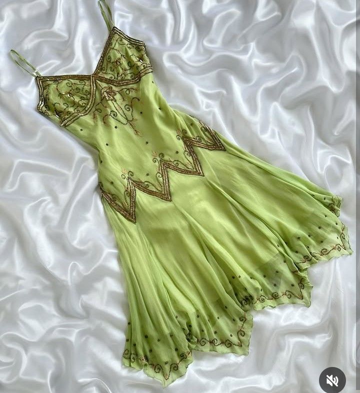 Aesthetic Hoco Photo Ideas A Line Green Chiffon Knee Length Homecoming Dresses Senior Year Cocktail Hoco Outfits RB8929