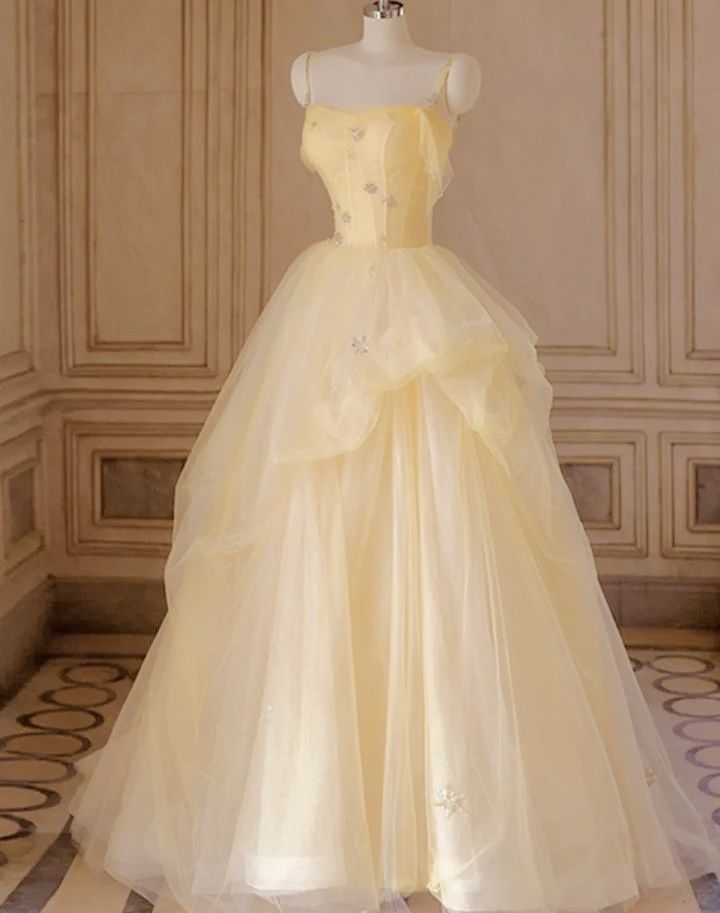 Einzigartiges Ballkleid mit Spaghettiträgern, gelbem Tüll, Blumenmuster, langes Partykleid, Outfit für den 22. Geburtstag, Abschlusskleid AB289