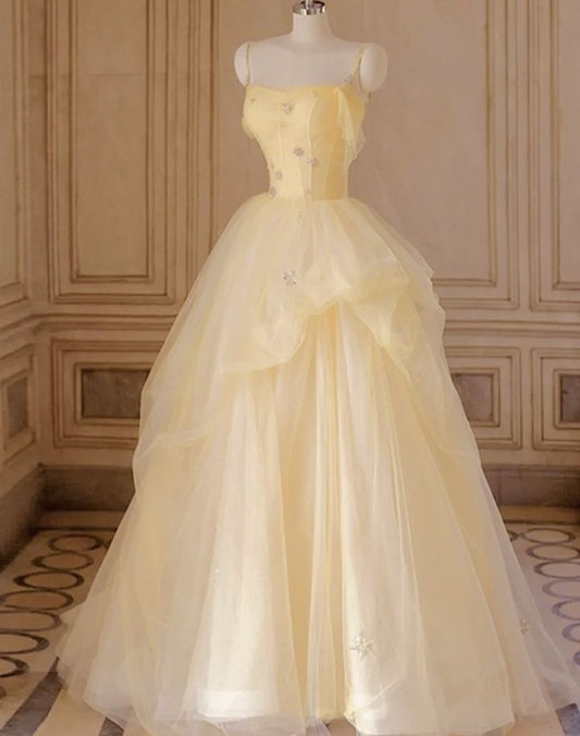 Einzigartiges Ballkleid mit Spaghettiträgern, gelbem Tüll, Blumenmuster, langes Partykleid, Outfit für den 22. Geburtstag, Abschlusskleid AB289