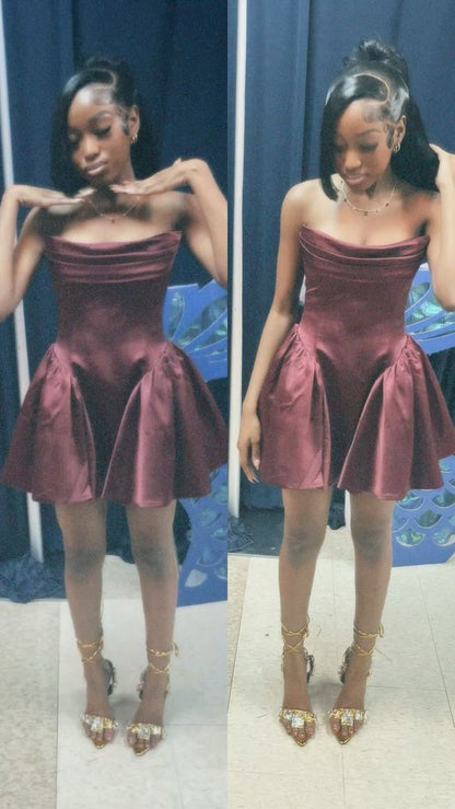 Hübsches Ballkleid Trägerloses Burgunderrot Satin Mini Homecoming Kleider Kurze Outfits zum 16. Geburtstag RB4216