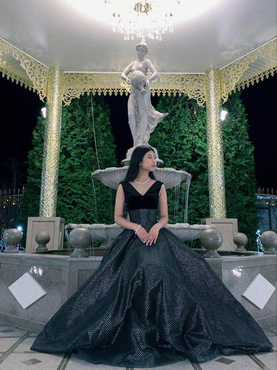Elegantes schwarzes A-Linien-Abendkleid mit V-Ausschnitt, langes Kleid für Sweet-16-Geburtstagsfeiern, AB1169