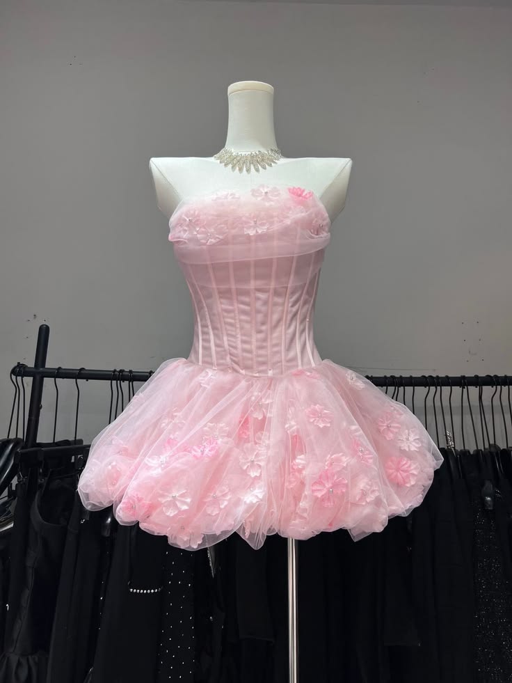 Pretty Ball Gown Strapless Pink Tulle Homecoming Dress Inspo Short High School Senior For Teens Graduation Dresses RB6903