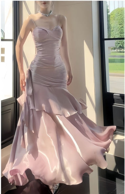 Robe de bal de fin d'année bleu roi brillant à fines bretelles N829