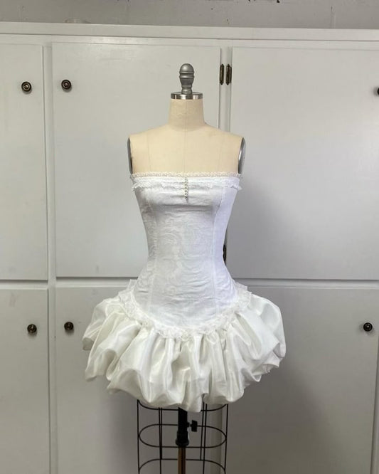 Sweet Sheath Strapless Lace Mini Hoco & Homecoming Dress Ideas Senior High Schools Party Dresses RB6486