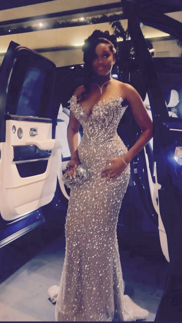 Robe de bal sirène chic sans bretelles en tulle champagne à sequins et perles - Inspiration robe de soirée longue et élégante pour femme AB1807