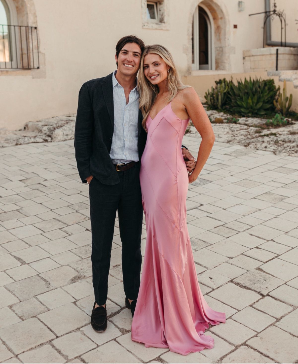 Robe élégante rose bustier à fines bretelles pour 20e anniversaire, invité de mariage, N4168