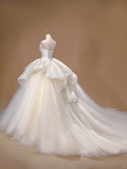 Prinzessin Ballkleid Trägerlos Satin Ärmellos Langes Brautkleid Schöne Formale Süße Brautkleider DH2805