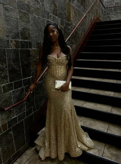 Elegantes, langes Meerjungfrauen-Abendkleid mit goldenen Pailletten und herzförmigem Ausschnitt, formelles Partykleid für Damen AB1528
