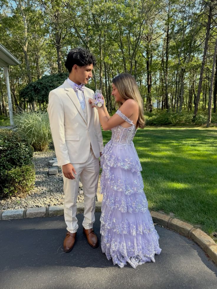 Robes de bal longues N2176 pour femmes, filles et adolescentes, élégantes, ligne A, lilas, à paillettes, à bretelles, fendues et à volants