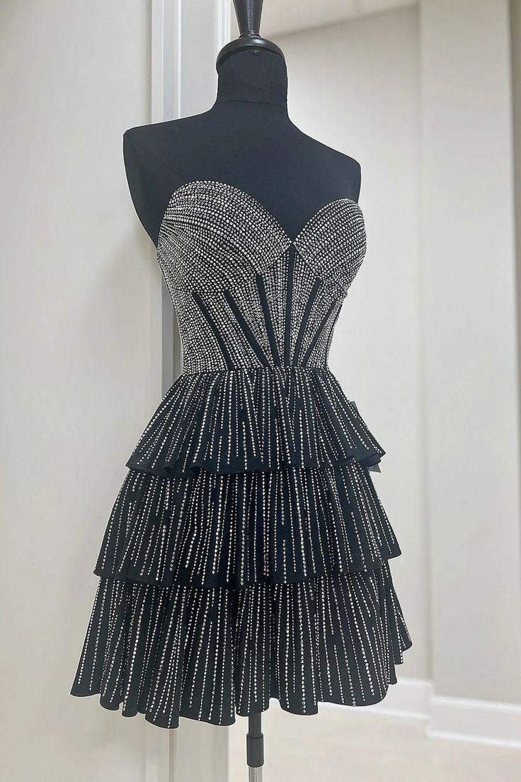 Robes de bal de princesse spéciales scintillantes et délicates avec volants RB3204