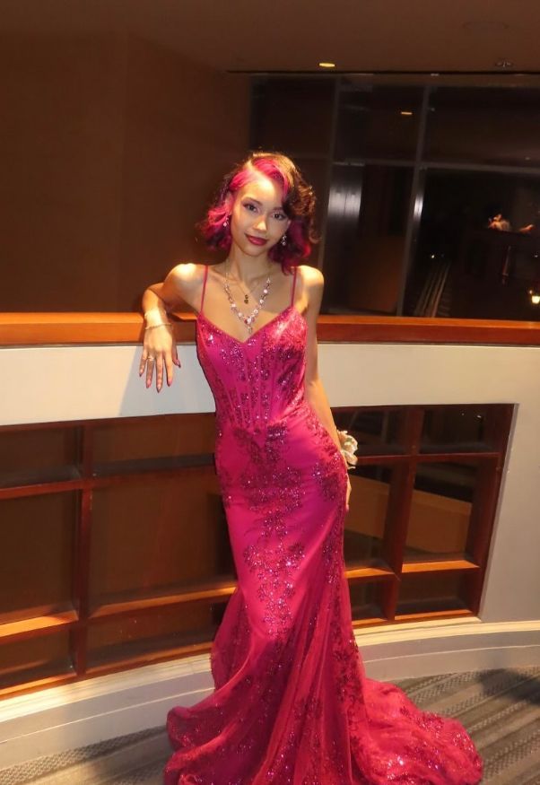 Glitzerndes Meerjungfrauen-Kleid mit Spaghettiträgern, pinkfarbener Paillettenspitze, langes formelles Ballkleid, 22. Geburtstagskleid AB1365