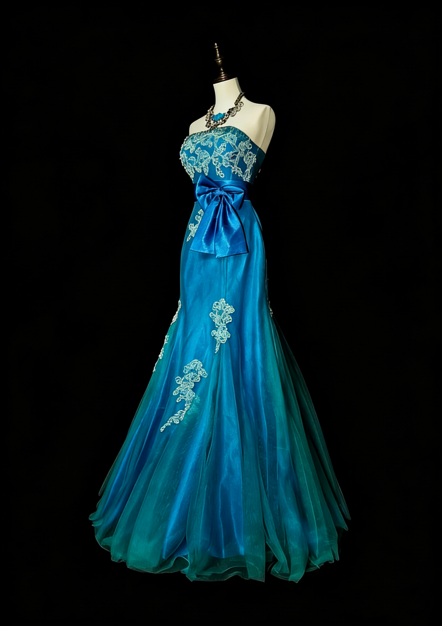 Robe de bal longue sirène vintage sans bretelles bleue années 2000 avec appliques N1359