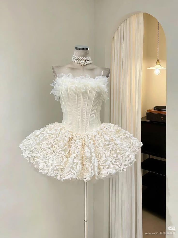 Pretty Ball Gown Strapless White Homecoming Dress Inspo Short High School Senior For Teens Graduation Dresses RB6921