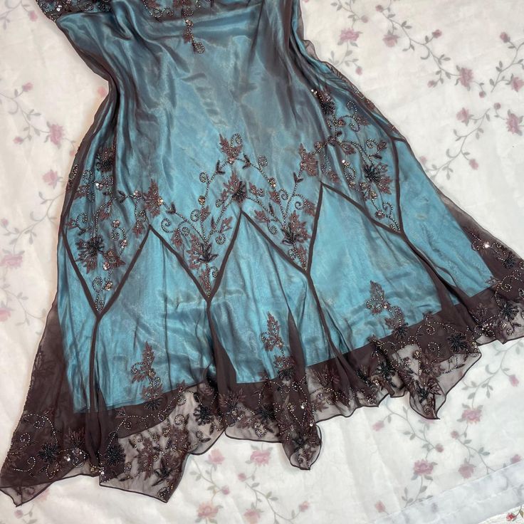 Gorgeous Vintage Exquisite Beading Spaetti Strap Homecoming Dress Evening Outfits Inspiration RB9232