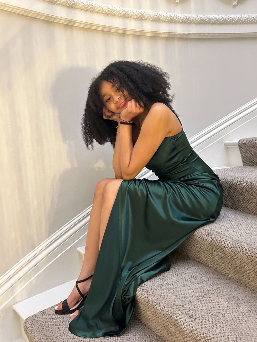 Schlichtes Meerjungfrauen-Abendkleid mit Spaghettiträgern, dunkelgrünem Satin und Schlitz für Teenager, formelles Abendkleid, Partykleid, Ballkleid AB1035