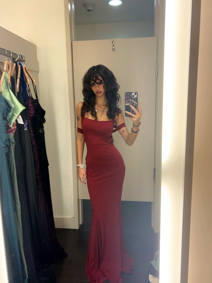 Robe de bal sirène sexy en satin bordeaux avec foulard, robe de soirée, tenue pour un 21e anniversaire, robe de remise de diplôme AB1441