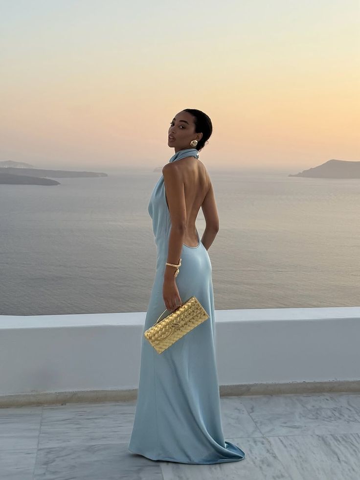 Robe longue de bal de sirène simple à col montant, bleu ciel clair, en satin, d'inspiration estivale, pour invitées de mariage N2486