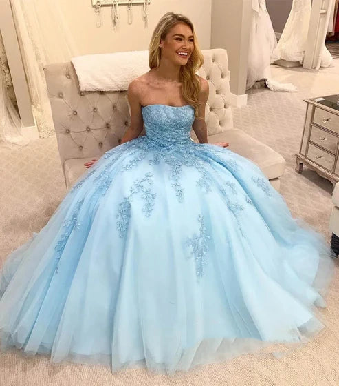 Einzigartiges Ballkleid mit Herzausschnitt, gelber Tüll mit Spitzenapplikationen, langes Abendkleid AB596