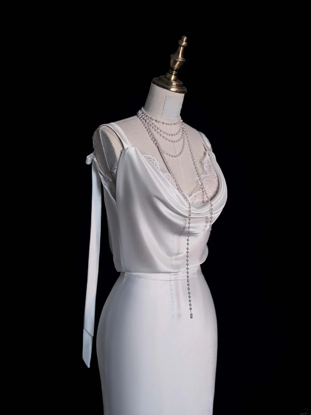 Robe de mariée longue blanche en dentelle, style sirène intemporel, col bénitier, robe de mariée bohème féérique pour la plage ou l'été N552