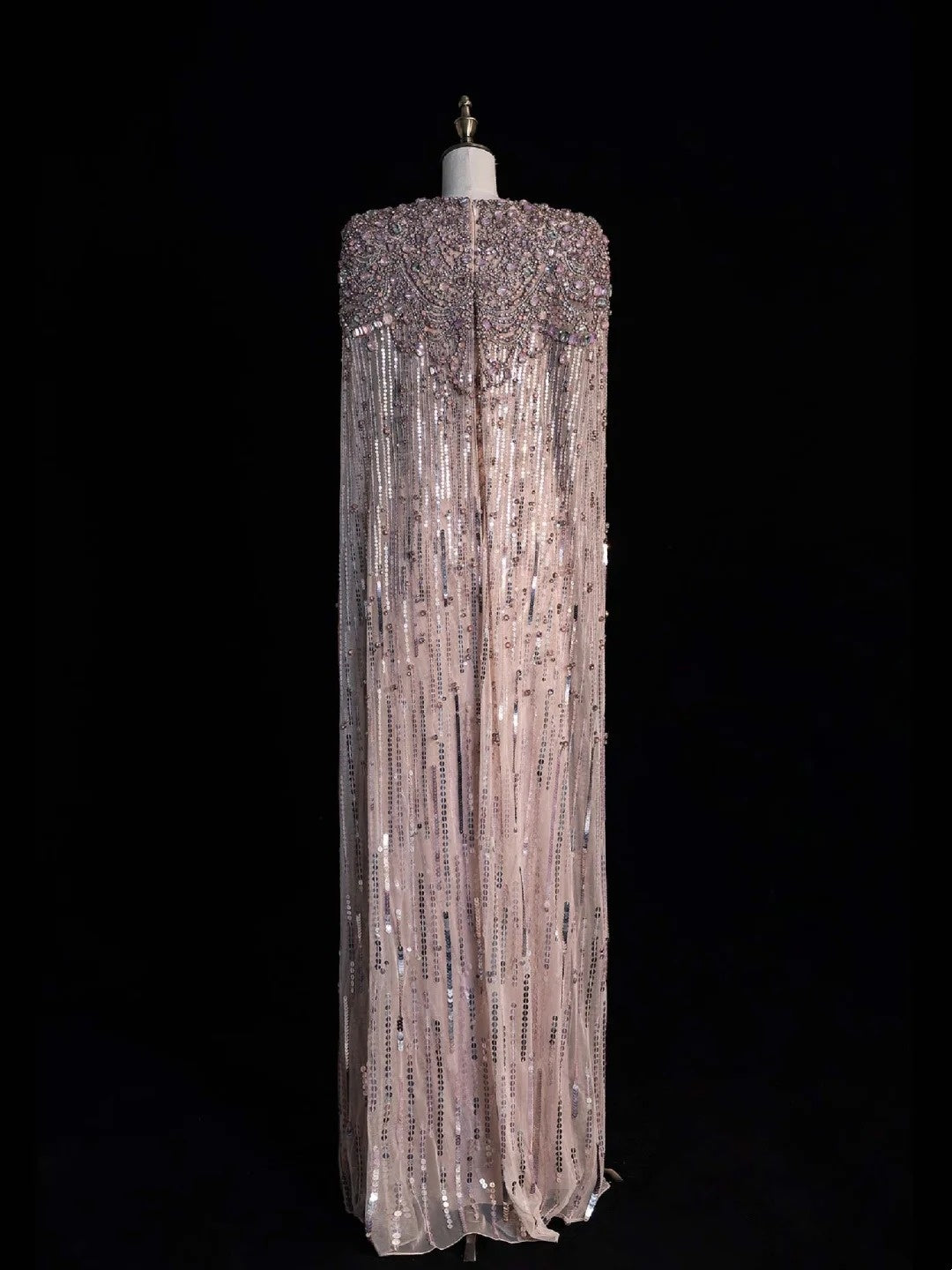 Robe de bal longue rose à paillettes et perles, décolleté en V, coupe trapèze, taille haute, N547