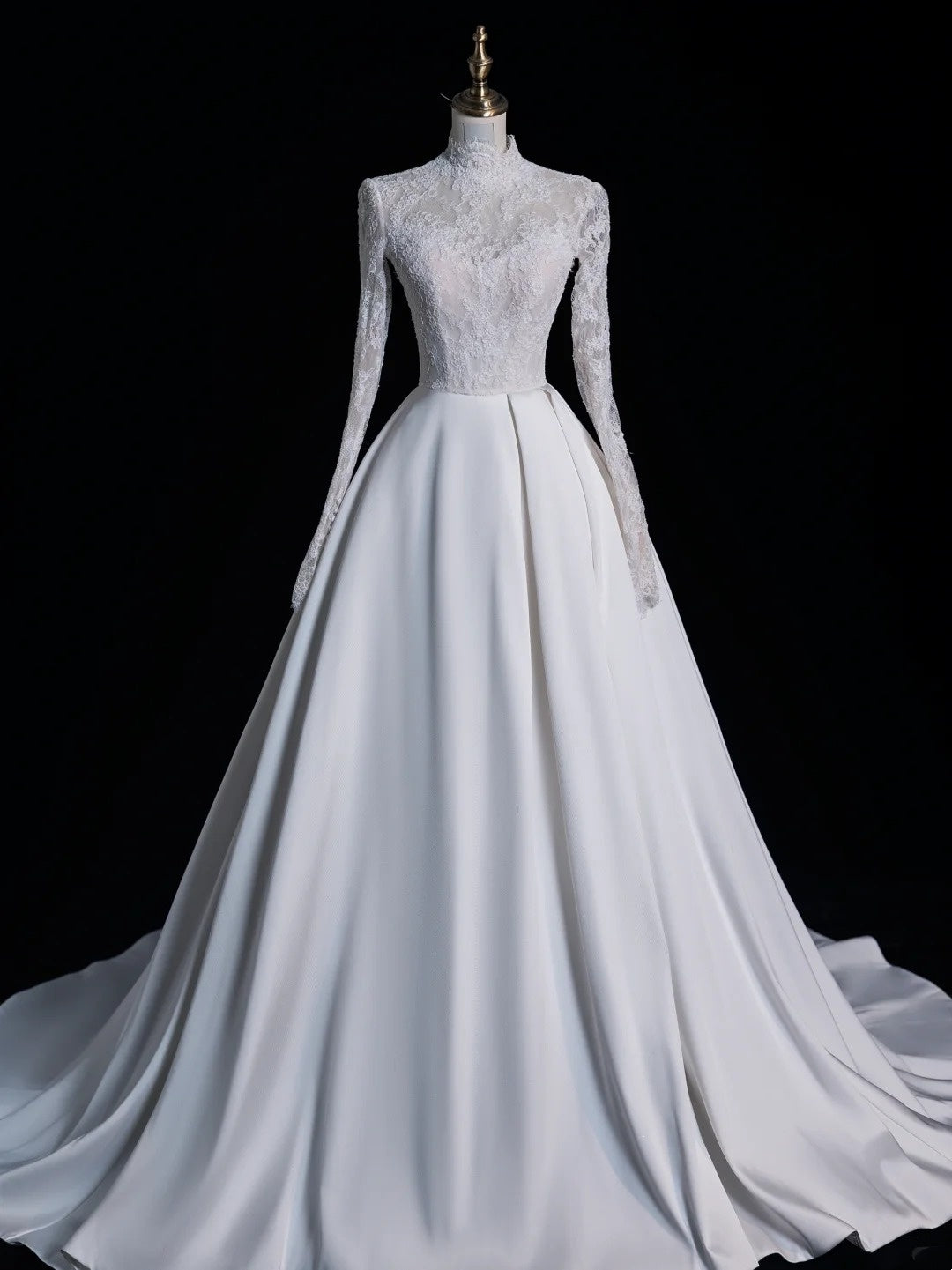 Timeless Ball Gown High Neck Long Sleeves Lace White Wedding Dress Open Backs Fairytale Boho Beach Summer Bridal Dresses N553