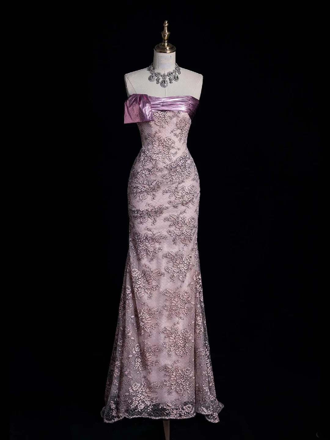 Robe de bal bustier rose en dentelle, longue, idéale pour une soirée semi-formelle (N559)