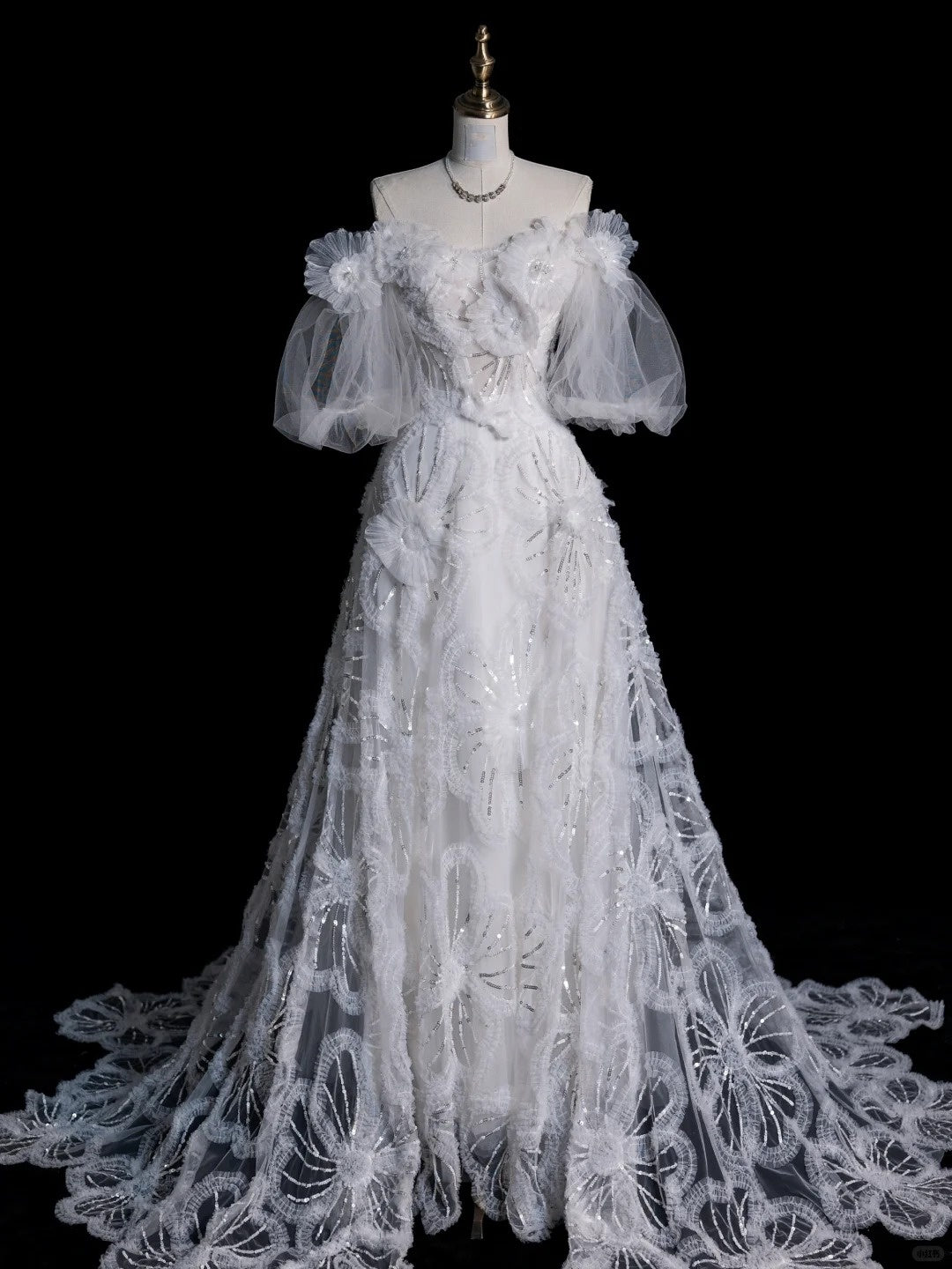 Robe de bal princesse en tulle blanc à épaules dénudées et manches longues, style bohème féérique, robe de mariée d'été N557