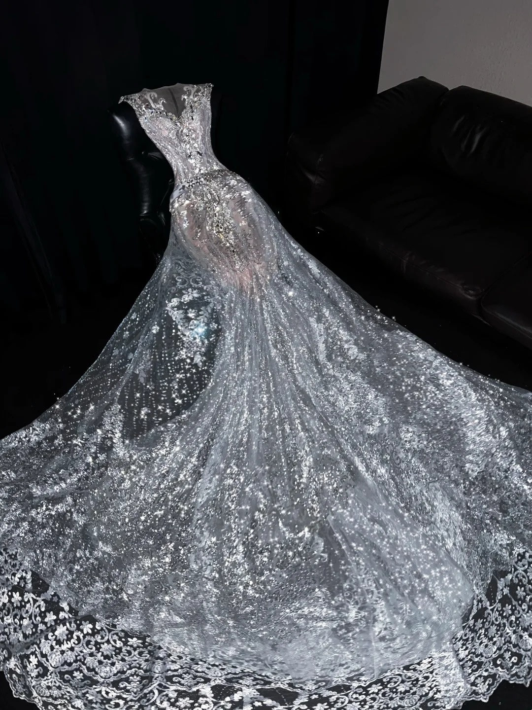 Prinzessin Meerjungfrau Brautkleid mit Rundhalsausschnitt, silberfarben, paillettenbesetzt, mit Ärmeln, märchenhaftes Boho-Sommerkleid mit Glitzer, N558