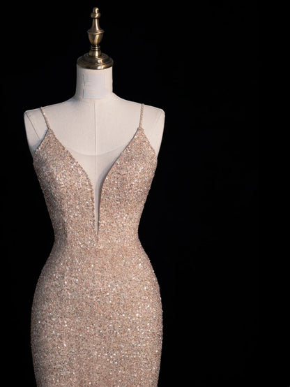 Robe de bal longue rose sirène à fines bretelles et sequins, avec cape, N1043