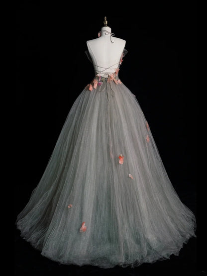 Robe de bal longue en tulle gris sans bretelles, style modeste, idéale pour les adolescentes et les jeunes filles. Robe de demoiselle d'honneur élégante N1068