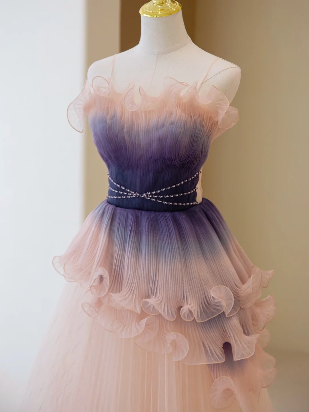 Robe de bal élégante sans bretelles en tulle rose poudré, robe de soirée longue inspirée des robes de bal de fin d'année N202