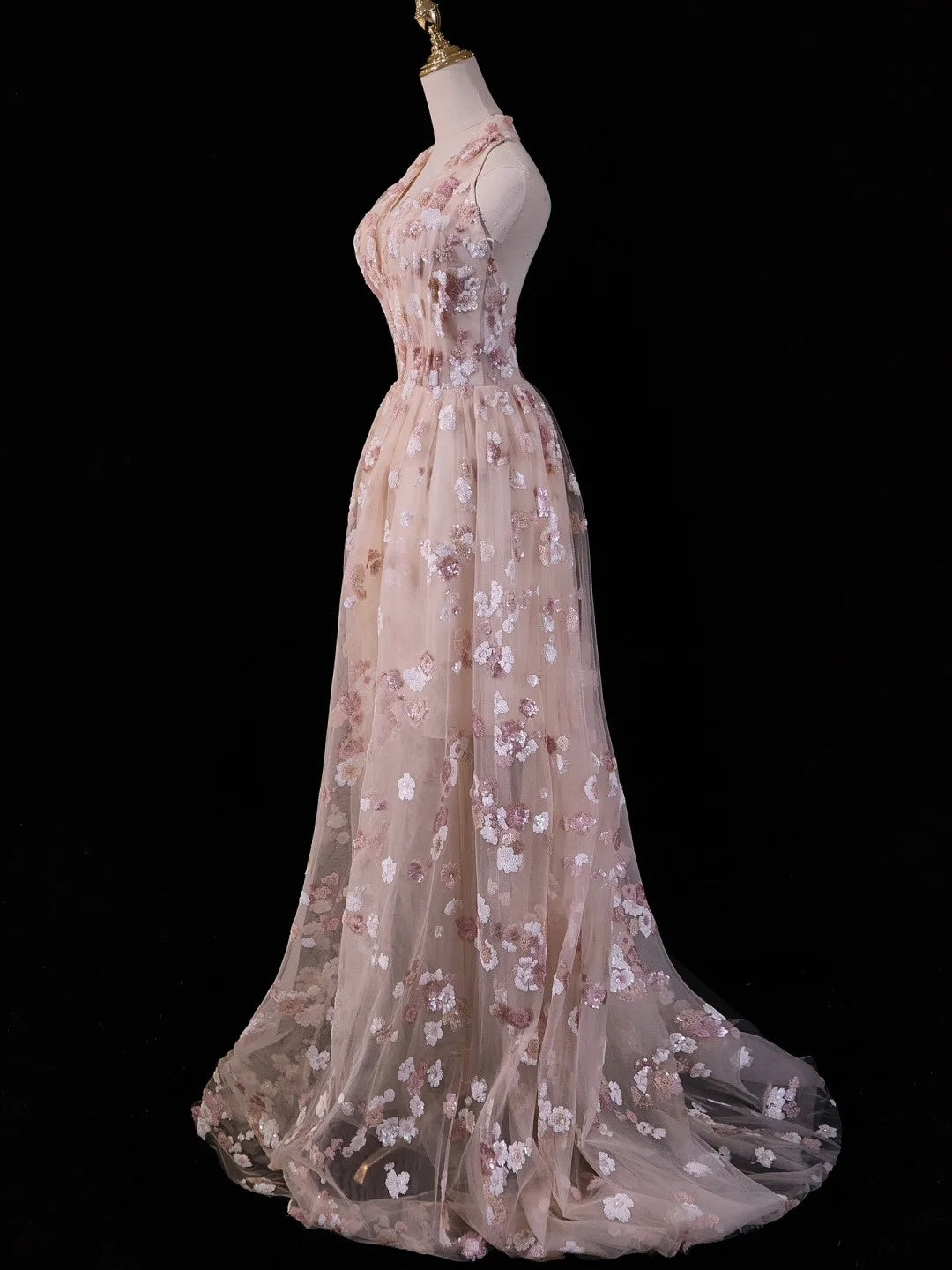 Robe de bal rose poudré en dentelle, coupe trapèze, dos nu, idéale pour les 18 ans et les fêtes (N211)
