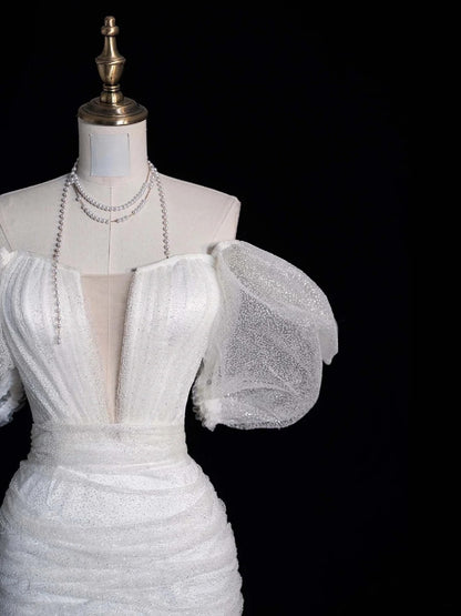 Robe de mariée fourreau classique blanche courte à épaules dénudées et manches courtes, modèle N510