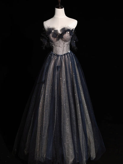 Robe de bal longue plissée en tulle bleu marine, coupe trapèze élégante, décolleté cœur, référence N572