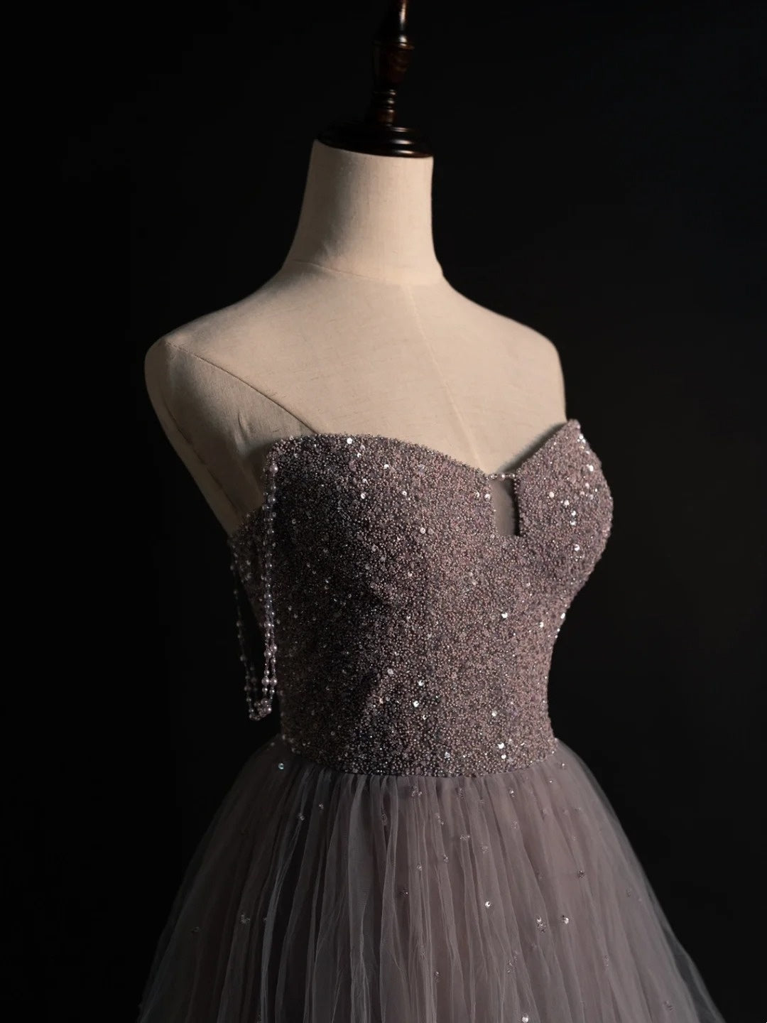Robe de bal longue en tulle, élégante, coupe trapèze, décolleté cœur orné de perles, tenue de soirée formelle N573