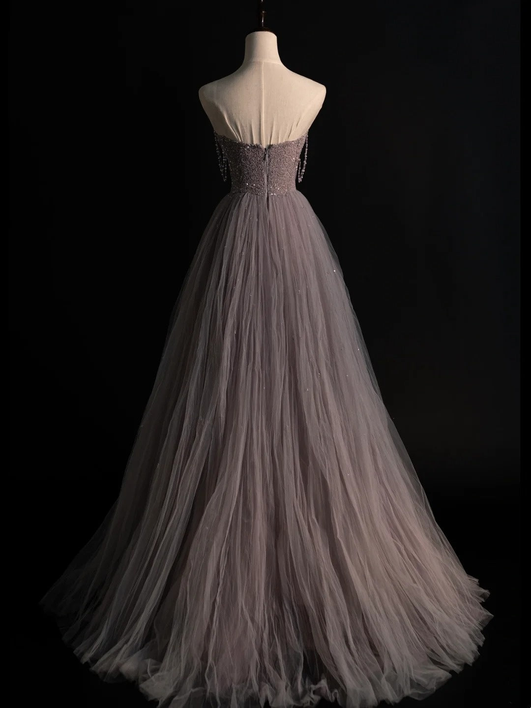 Robe de bal longue en tulle, élégante, coupe trapèze, décolleté cœur orné de perles, tenue de soirée formelle N573