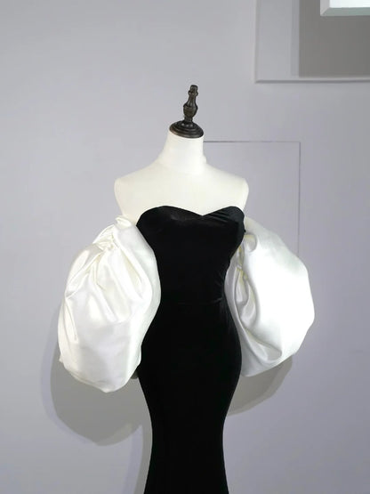 Robe de bal longue sirène en velours noir avec cape et décolleté cœur, N582