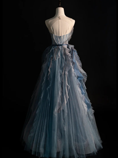 Robe de bal longue en tulle bleu-gris à bustier cœur et volants, coupe trapèze, référence N585