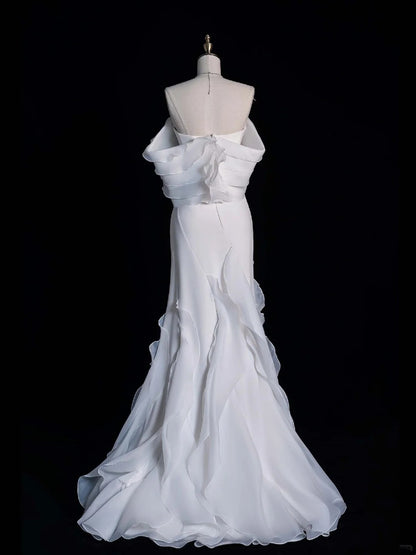 Robe de mariée sirène blanche en mousseline, épaules dénudées, corsage à volants, manches courtes, coupe ajustée, modèle N608