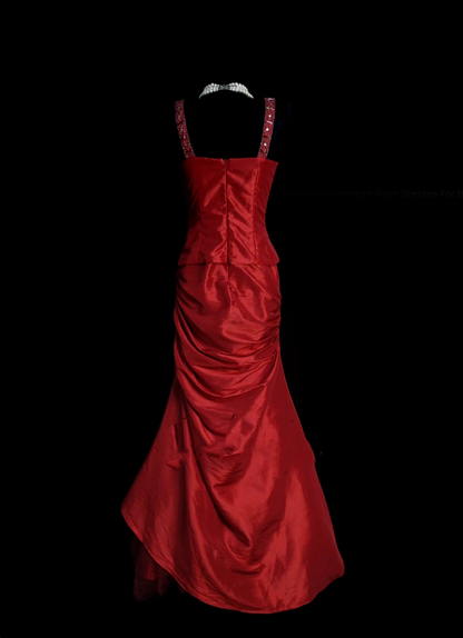 Robe de bal longue plissée en satin bordeaux, style sirène rétro chic, bretelles, années 1950, référence N831