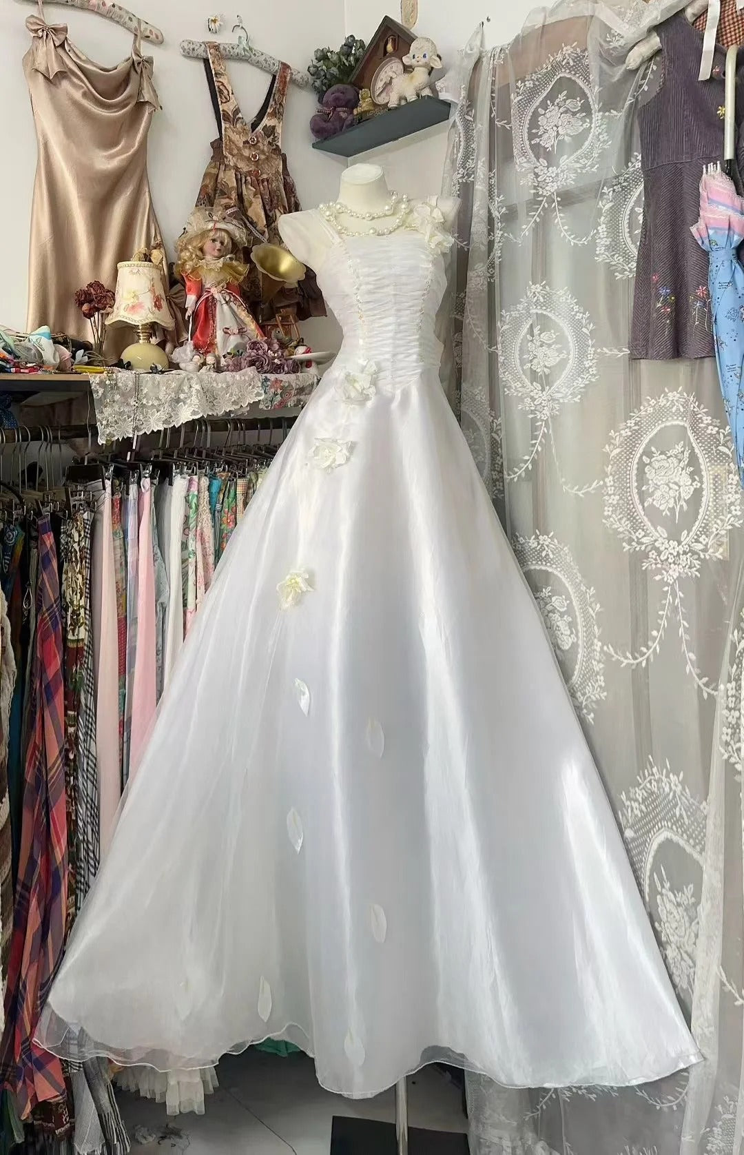 Modest Ball Gown Spaghetti Straps White Long Prom Dresses Party Dress 21st Birthday Outfits Graduation Gown N838