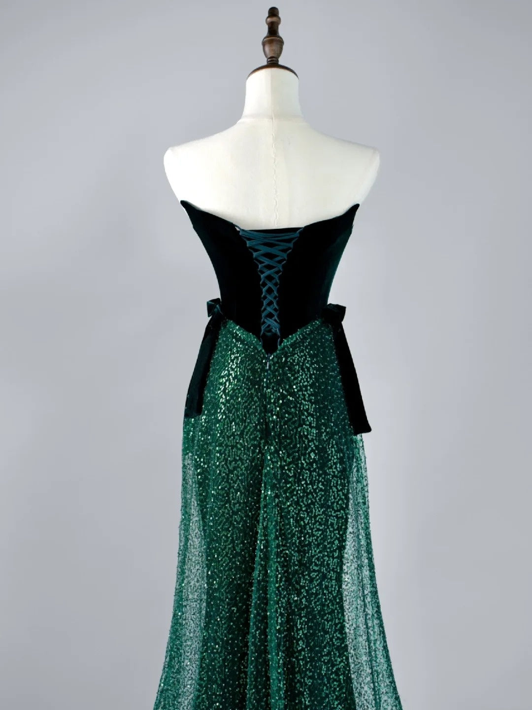 Robe de bal longue plissée vert foncé à paillettes, sans bretelles, style sirène, N850