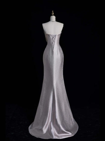 Robe de bal longue sirène rétro chic sans bretelles en satin gris argenté avec fente, style années 1950, référence N865