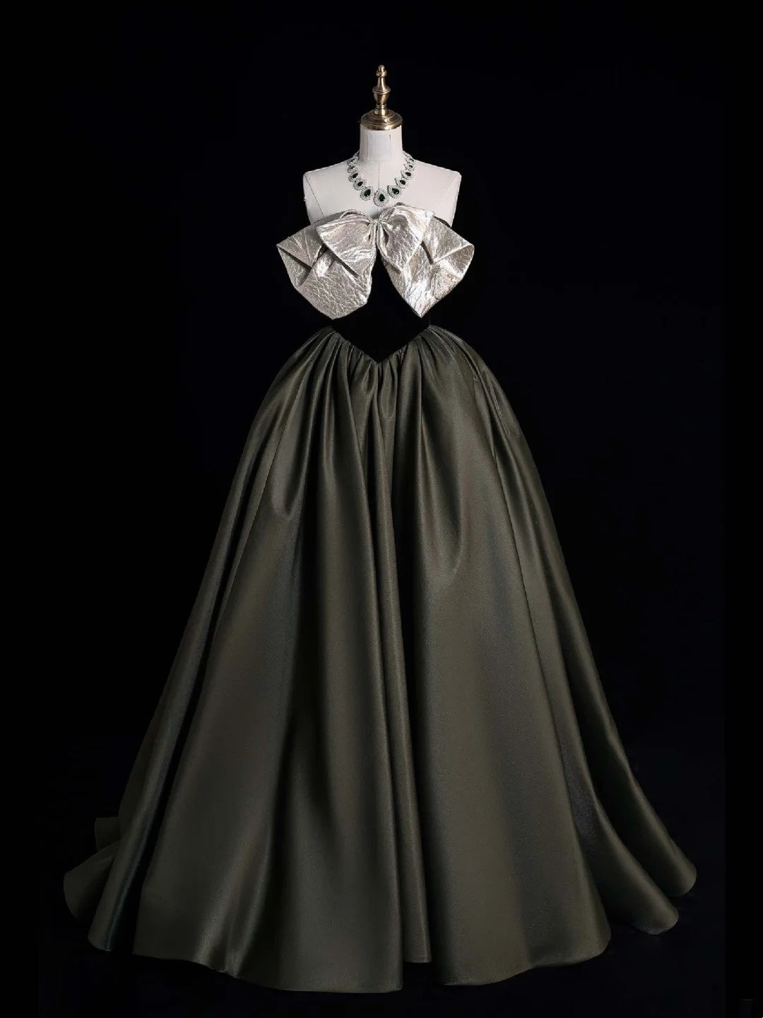 Elegantes, trägerloses, olivgrünes Satin-Abendkleid im Retro-Stil der 1950er Jahre, Abendkleid N868