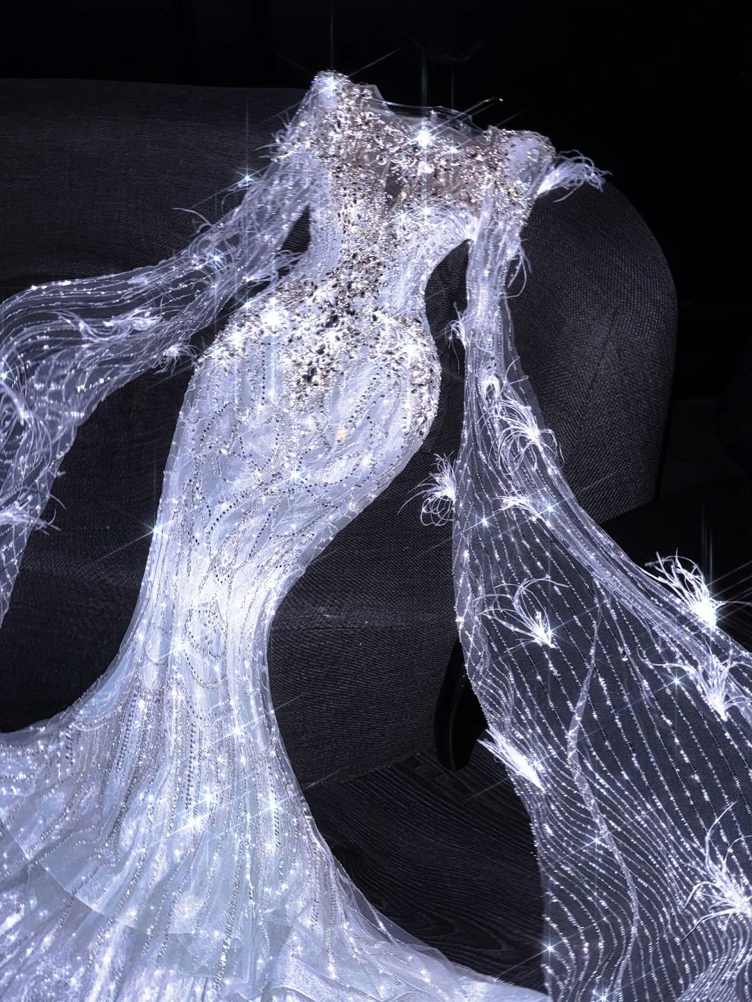Robe de mariée sirène féérique à sequins et corsage perlé, longue robe de mariée cintrée N862