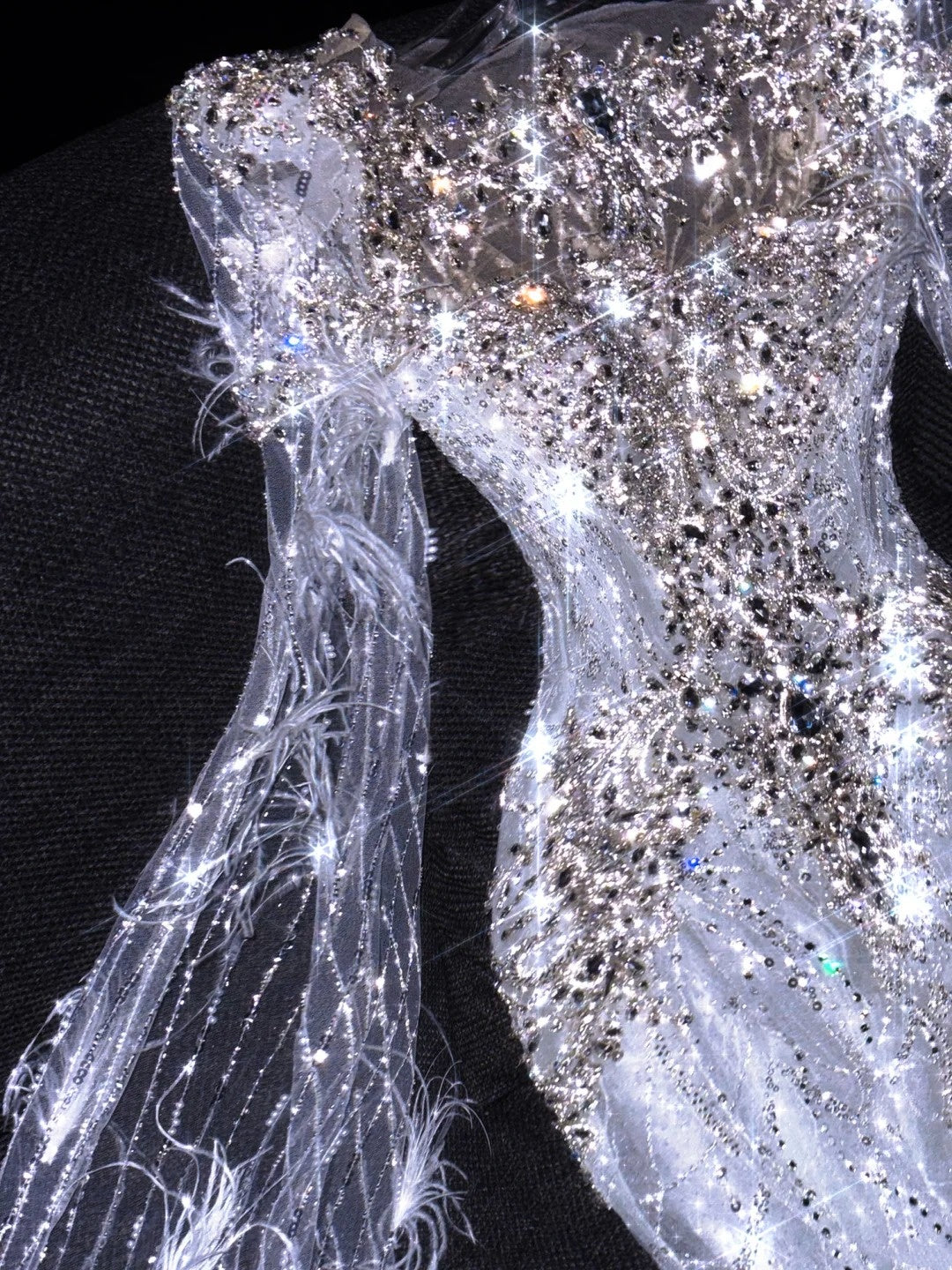 Robe de mariée sirène féérique à sequins et corsage perlé, longue robe de mariée cintrée N862