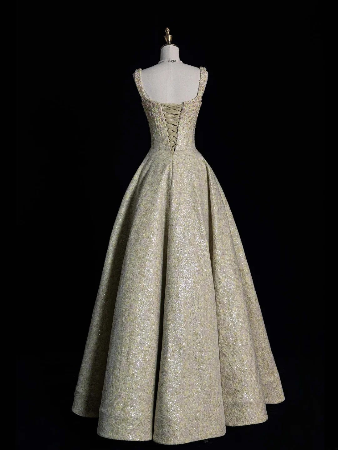 Robe de soirée longue vert menthe à paillettes, coupe trapèze, col carré, style glamour, référence N952
